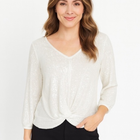 Cable & Gauge Ivory sequin embellishment V-neckline long sleeves Twist Front Hem - Picture 1 of 8